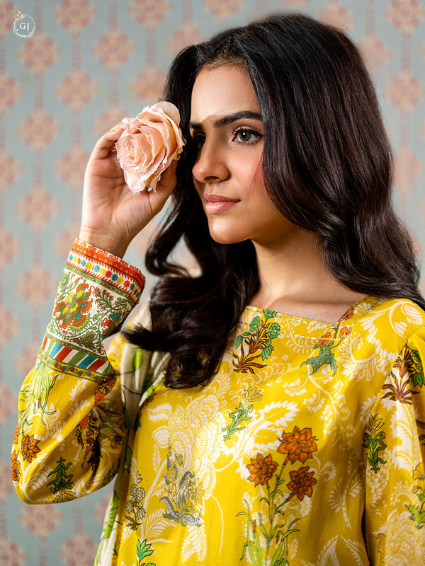 Three Pieces Printed Lawn.